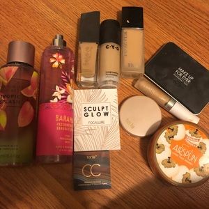 Makeup bundle decluttering